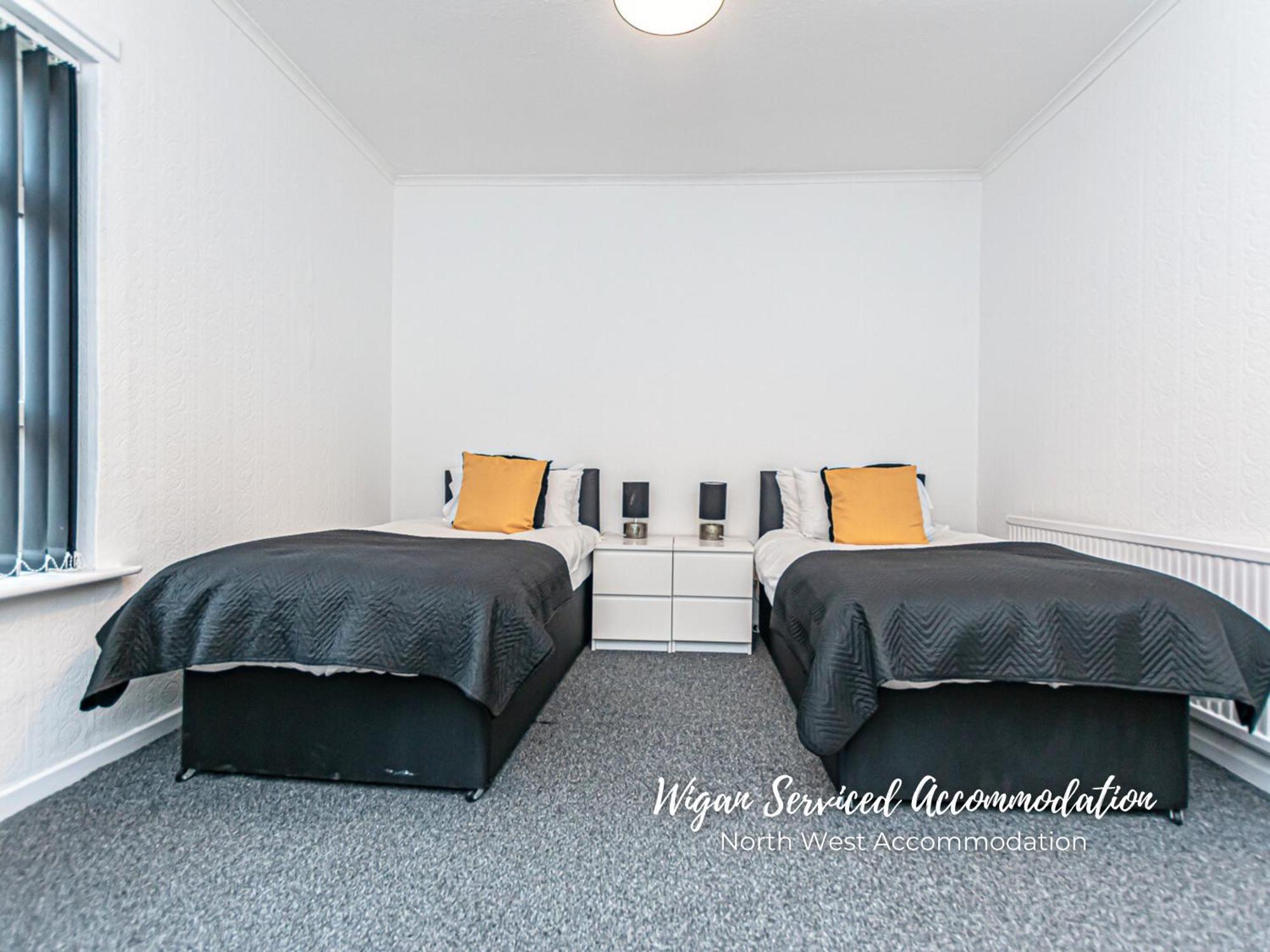 Wigan Serviced Accommodation מראה חיצוני תמונה