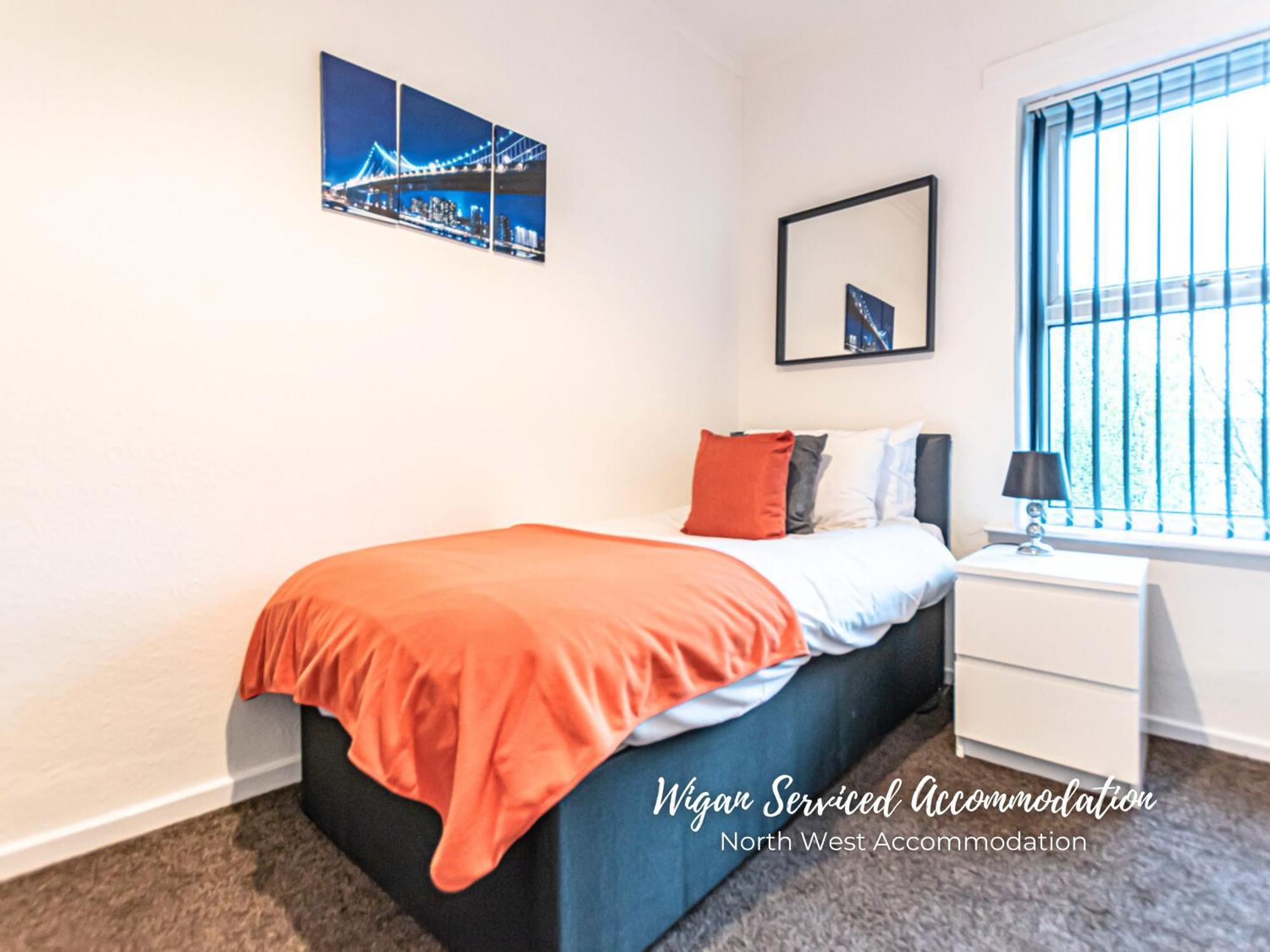 Wigan Serviced Accommodation מראה חיצוני תמונה